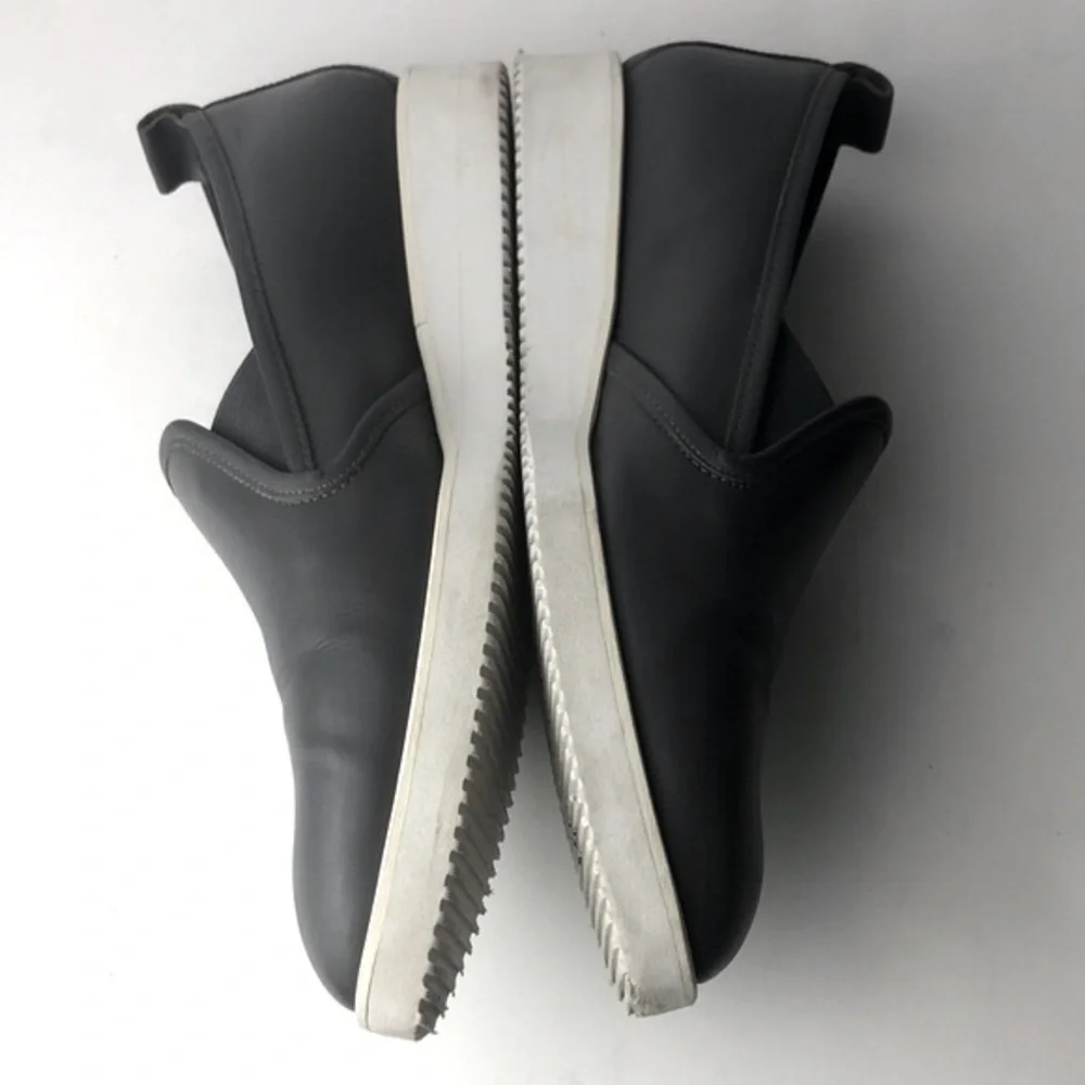 Everlane Leather Point Toe Loafers